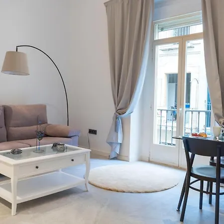 Acogedor Apartamento En Pleno Centro De By Sharingco Malaga